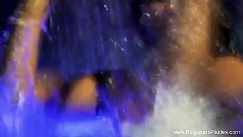 Khiêu dâm phụ nữ mạnh mẽ