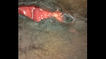 Trưởng thành ướt xxx âm hộ dương vật giả squirt