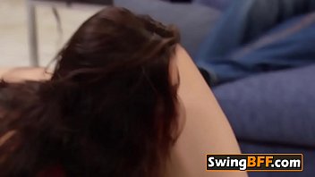 Femme pleine longueur gratuite sur Woman Porn